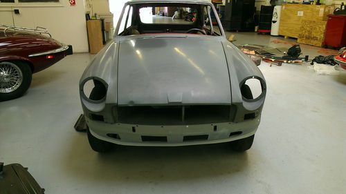 1967 MG MGB GT SPECIAL solid car aluminum hood, image 5