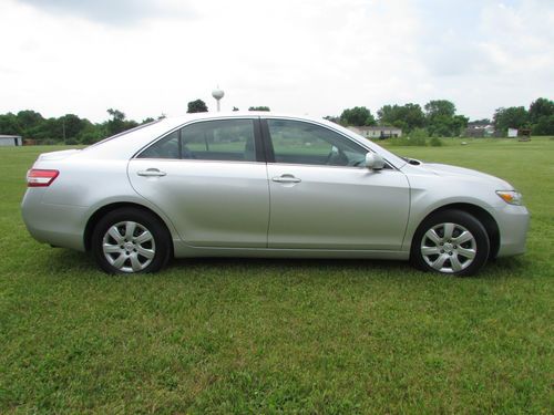 2011 TOYOTA CAMRY LE 4 CYL. 2.5 LITER CD PLAYER POWER SEATS CLEAN CAR, US $15,650.00, image 7