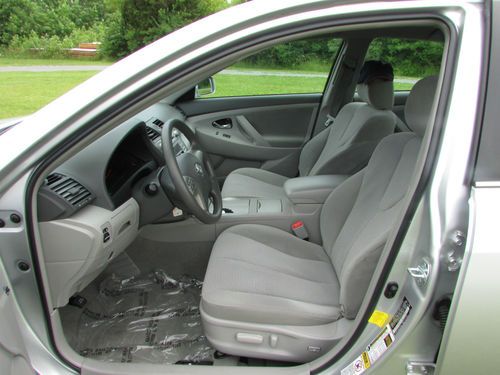 2011 TOYOTA CAMRY LE 4 CYL. 2.5 LITER CD PLAYER POWER SEATS CLEAN CAR, US $15,650.00, image 15