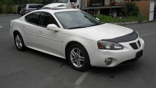 2006 pontiac grand prix gt sedan 4-door 3.8l supercharged