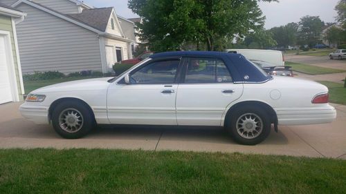 1995 mercury grand marquis ls sedan 4-door 4.6l