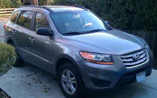 2011 hyundai santa fe gls sport utility 4d - $18400