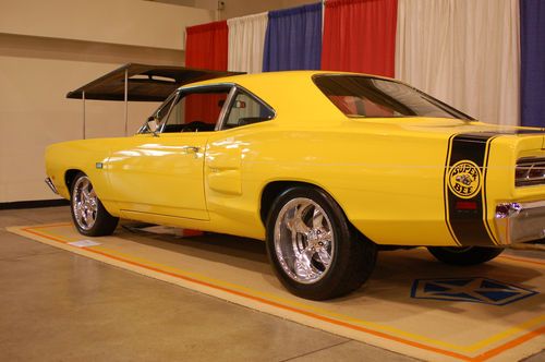 1969 dodge super bee hardtop 2-door 440 stroked to 496. 4spd