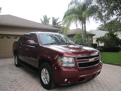 08 chevrolet avalanche lt crew cab 4wd 4door 1 fl owner xm, cd, onstar, pristine