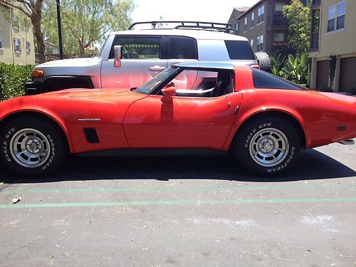 1982 custom red chevrolet corvette w/t tops beautiful condition!