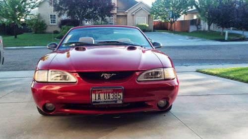 1996 ford mustang svt cobra convertible 2-door 4.6l