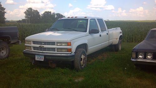 1999 chevy silverado 3500 h.d. dually