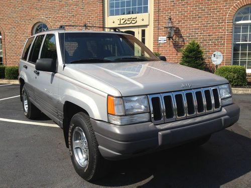 1996 jeep grand cherokee 80k, 6cyl, impeccably clean and like new, selec-trac