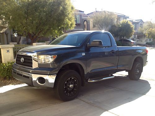 2007 toyota tundra sr5 pkg 2dr long bed excellent condition!!