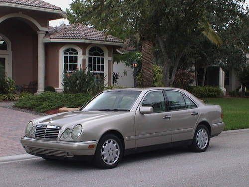 Florida car,sony cd changer,sunroof,3.2 liter v6,automatic,buy-it-now $5800 obo!