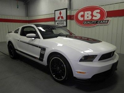 Boss 302 manual coupe 5.0l radio: premium am/fm stereo w/single cd/clock.