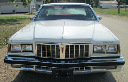 1978 pontiac bonneville  like new/great shape/great price ready for you!