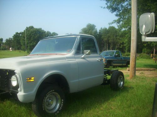 1970 chevy pickup (complete) project truck