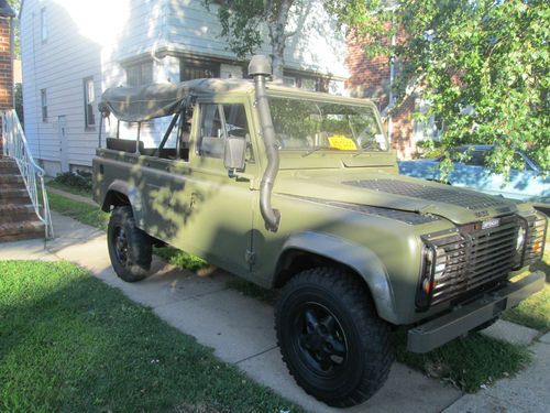 Land rover defender with 200tdi diesel