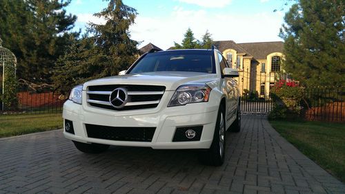 2011 mercedes-benz glk350 4matic sport utility 4-door 3.5l (white)