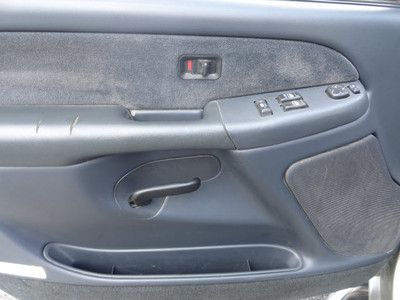 LS 5.3L CD Bed Mat Power Seat Dual Air Bags ABS Anti-Lock Brakes Keyless Entry, image 13