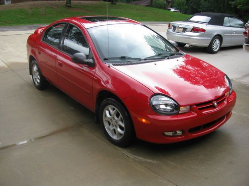 2002 dodge neon es sedan 4-door 2.0l