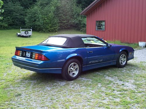 rare mint iroc convt. rust free 64,000 mi. auto , excellent condition, image 3