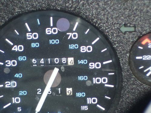 rare mint iroc convt. rust free 64,000 mi. auto , excellent condition, image 6