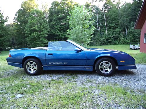 rare mint iroc convt. rust free 64,000 mi. auto , excellent condition, image 9