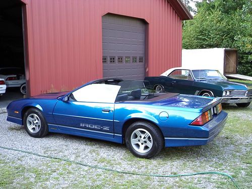 rare mint iroc convt. rust free 64,000 mi. auto , excellent condition, image 10