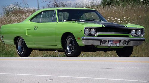 1970 plymouth road runner 383 numbers matching-tribute car-sport  great driver