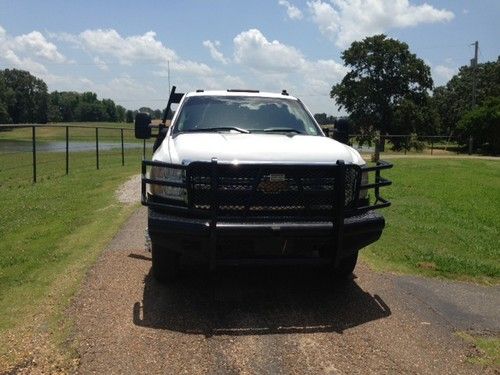 2011 Chevrolet Duramax Diesel-4x4-Crew-Flat Bed-, image 5
