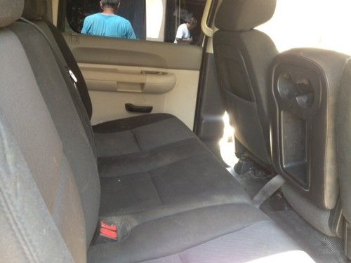 2011 Chevrolet Duramax Diesel-4x4-Crew-Flat Bed-, image 13