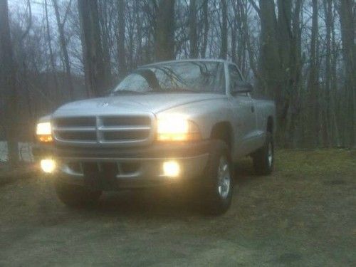 2002 dodge dakota slt standard cab pickup 2-door 3.9l