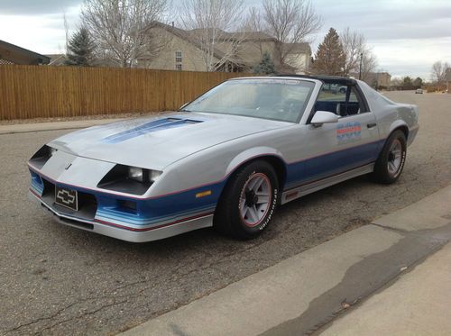 1982 z28 camaro indy pace car