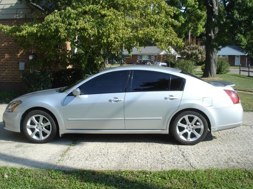 2007 nissan maxima se