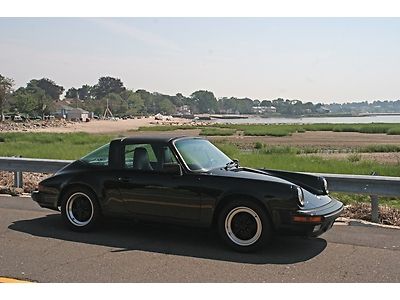 1986 PORSCHE 911 TARGA