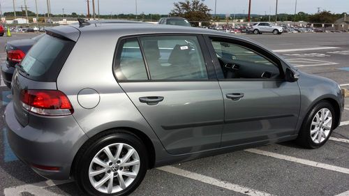 2010 volkswagen golf tdi with new car warranty until 36k miles