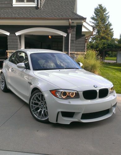 2011 bmw 1 series m base coupe 2-door 3.0l   22 original miles!!