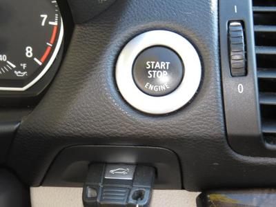 2010 BMW 135i Convertible Premium Package/Cold Weather Package/Heated Seats, US $29,989.00, image 22