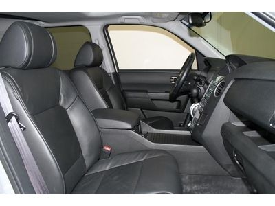 No Reserve Sunroof AWD 3rd Row Navigation, image 4