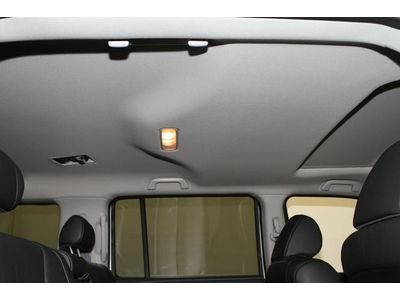 No Reserve Sunroof AWD 3rd Row Navigation, image 9