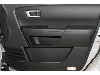 No Reserve Sunroof AWD 3rd Row Navigation, image 29