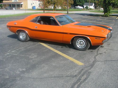 1970 dodge challenger r/t vitamin c orange 383 automatic