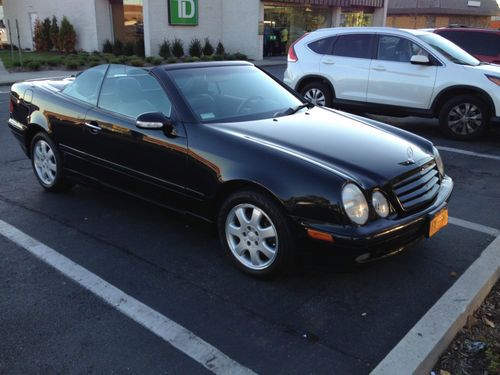 2001 mercedes-benz clk320 convertible black on black beauty with only 43,519 mi