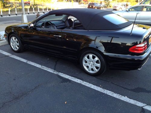 2001 Mercedes-Benz CLK320 Convertible black on black beauty with only 43,519 mi, image 7