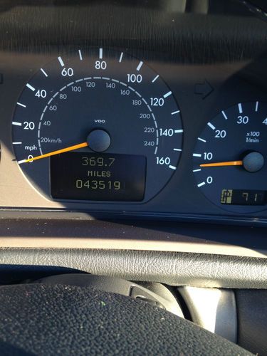 2001 Mercedes-Benz CLK320 Convertible black on black beauty with only 43,519 mi, image 13