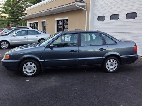 1996 volkswagen passat tdi sedan 4-door 1.9l turbo diesel 5 speed no reserve