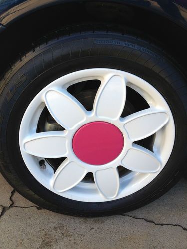 2004 Volkswagen New Beetle~ Custom Rims, Cute, Clean Car!!!, image 8