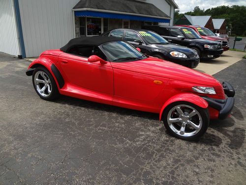 200 plymouth prowler only 18k original miles, excellent condition one owner