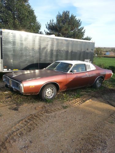 73 dodge charge se,