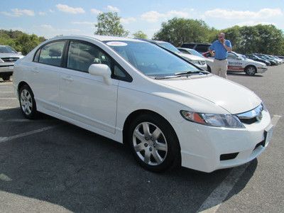 LX 61K HONDA CERTIFIED CD AUTO AUTO CLIMATE WHITE / TAN TRIP COMPUTER, image 3