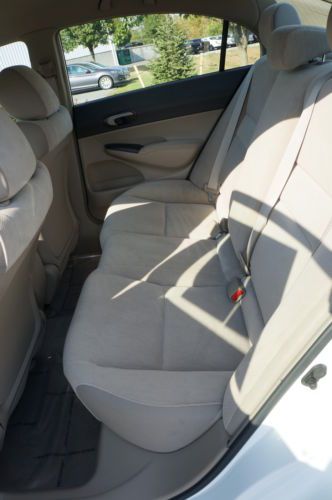 LX 61K HONDA CERTIFIED CD AUTO AUTO CLIMATE WHITE / TAN TRIP COMPUTER, image 45