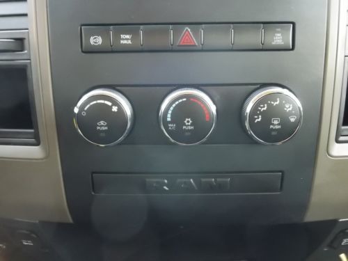 2011 Dodge Ram 2500 SLT Crew cab 6.7 Cummins Diesel A/T Lifted 4x4 4wd One Owner, image 40