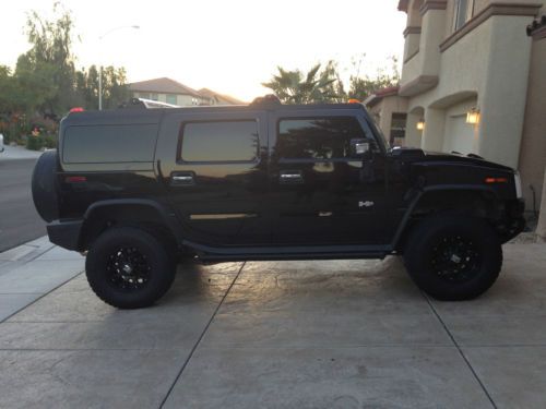 Hummer h2 4x4 leather sunroof black on black